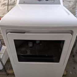 GE Washer And Dryer Set