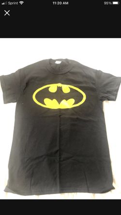 Classic Batman Shirt Size Small Brand New
