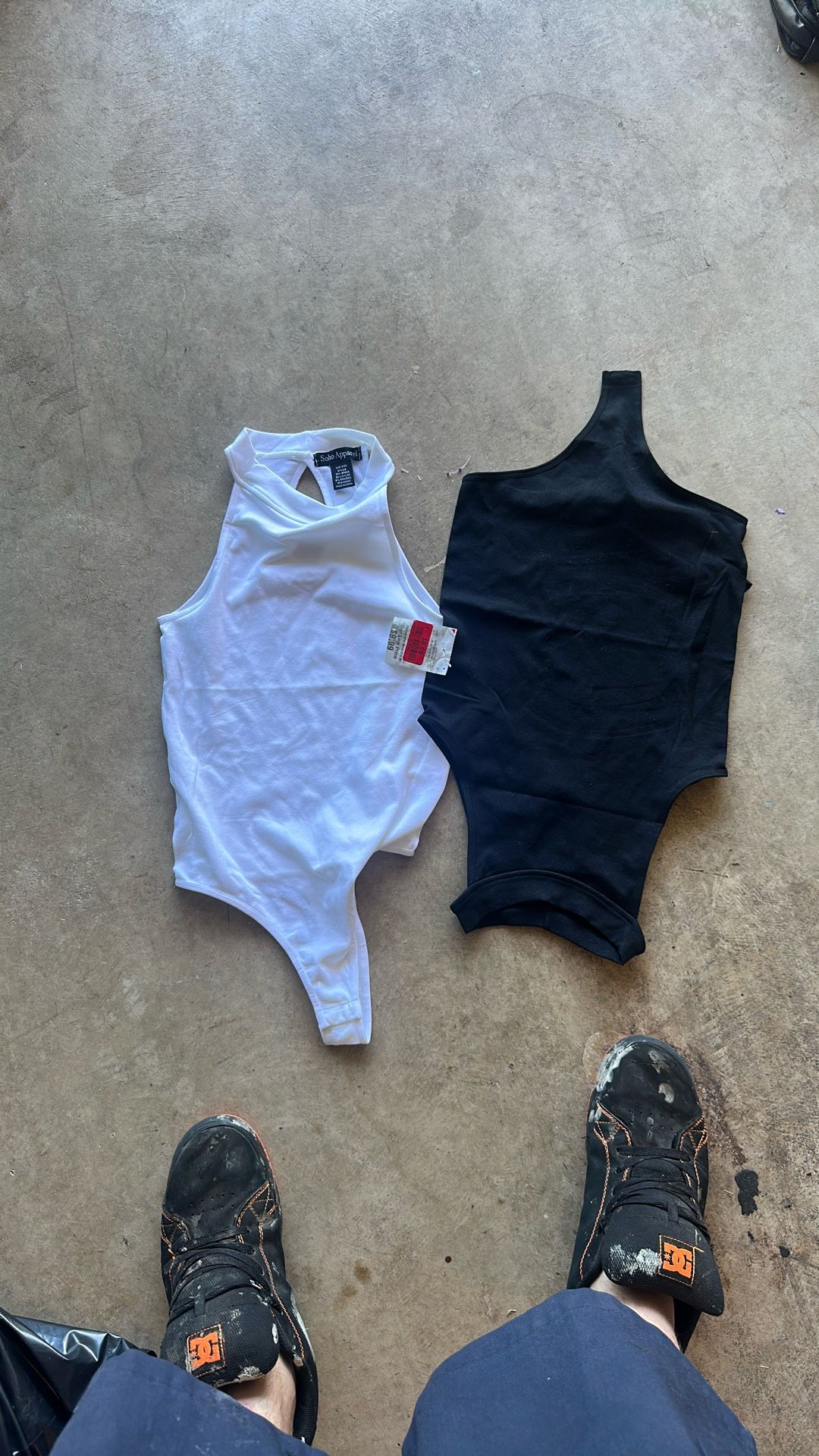 One Size, Black, And White Tops