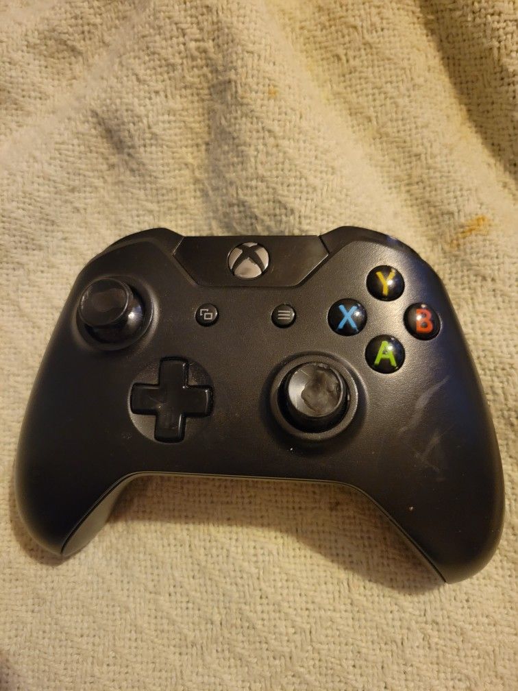 Xbox One Controller for Sale in Moreno Valley, CA OfferUp