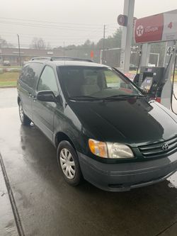 Toyota Sienna!!