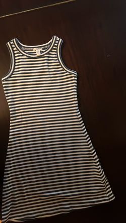 Girls size 10/12 dress