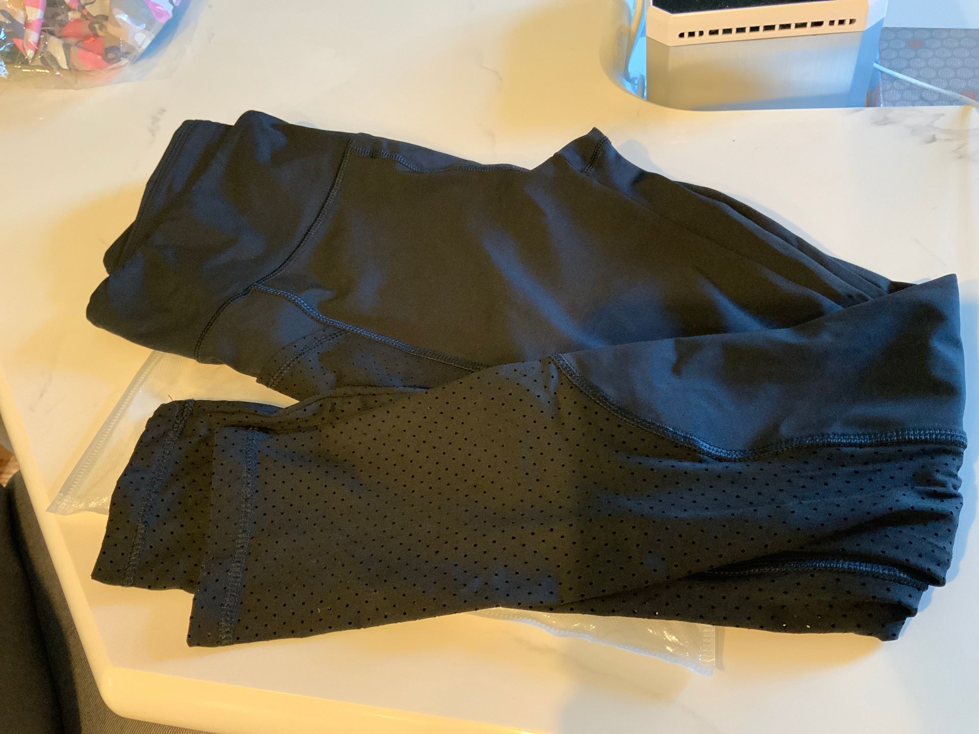 True Feat women’s leggings