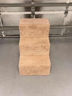 ๐พ 3-Step Carpeted Pet Stairs โ Sturdy Wooden Construction