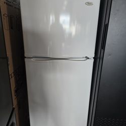 Refrigerator  Whirlpool W-24