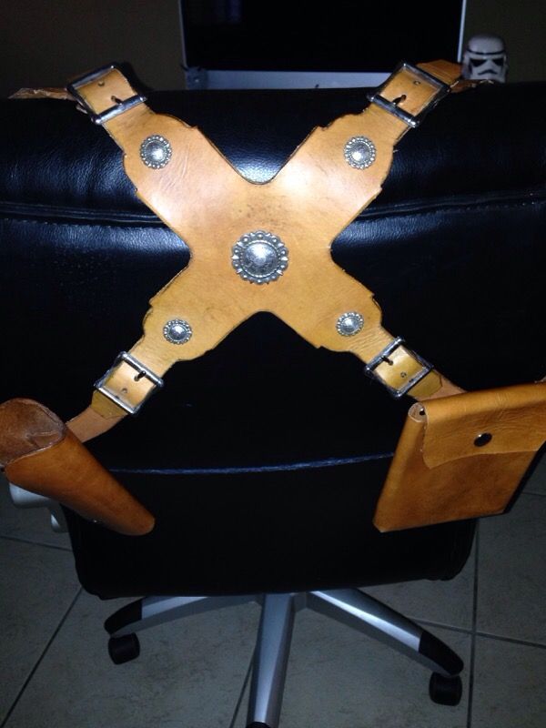 Gun Holster from Uncharted 3