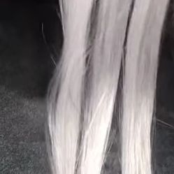 New Synthetic Platnum Blonde 7 Pieces 24 Length Clip Ins