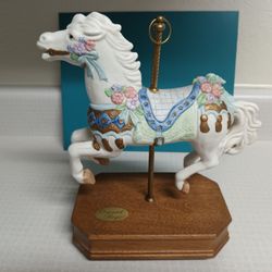 1990 Retro Carousel Magic Horse Music Carousel 