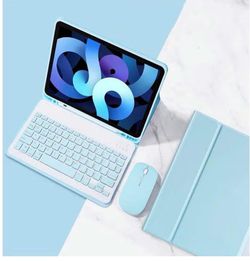 Keyboard case with mouse
