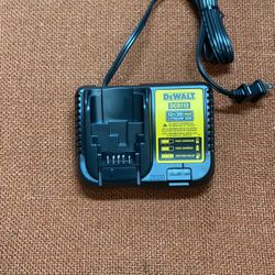 DeWalt 20Volt High Speed Charger 