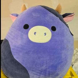 New With Tags Jumbo Huge Cow Squishmallow Stuffie Stuffed Animals 