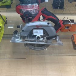 Milwaukee Circular Saw