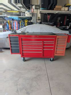 Large tool box