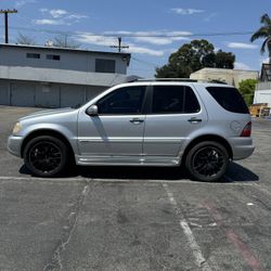 2005 Mercedes Benz ML500 