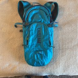 Camelbak Women’s Lobo Hydration Pack