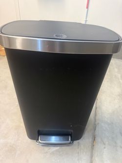 Black Step Trash Can with Stainless Lid