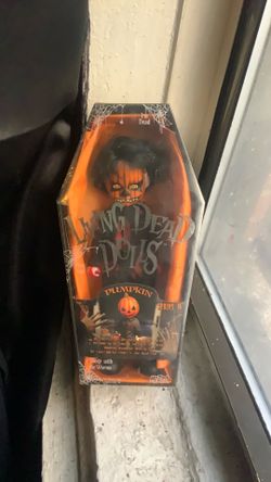 Living dead dolls