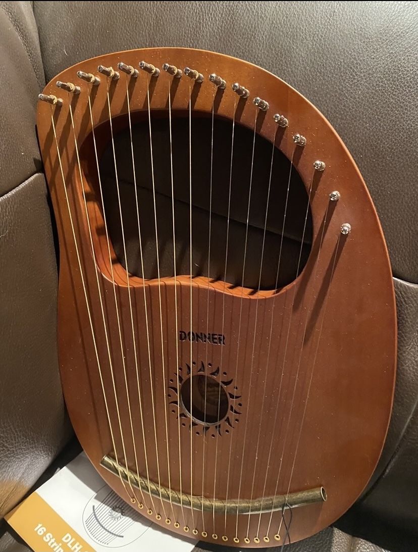 Donner 16-String Lyre Harp