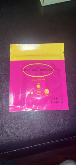 OLIVIA UMMA eye mask