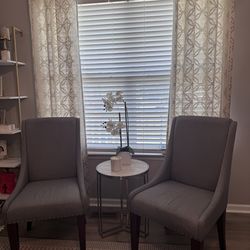 Accent Chairs