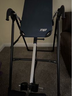 Teeter Hangups inversion table