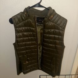 Women’s Puffer Vest