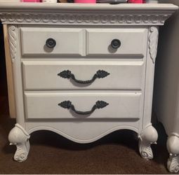 dresser and two nightstands