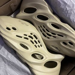 Adidas Yeezy Foam Runner