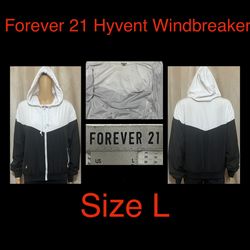 Size L- Forever 21 Hyvent Windbreaker 