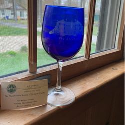 Breaker S Mansion Wine Glass