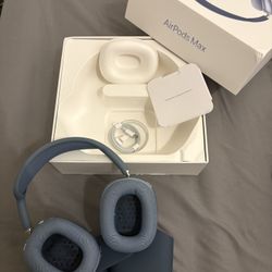 AirPods Max (blue)