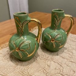 Vintage 1940 s ceramic green / gold accents flower design SMALL vase. 5 x 3 inches. ONLY ONE LEFT $15. Cottage/ Country/ Modern.