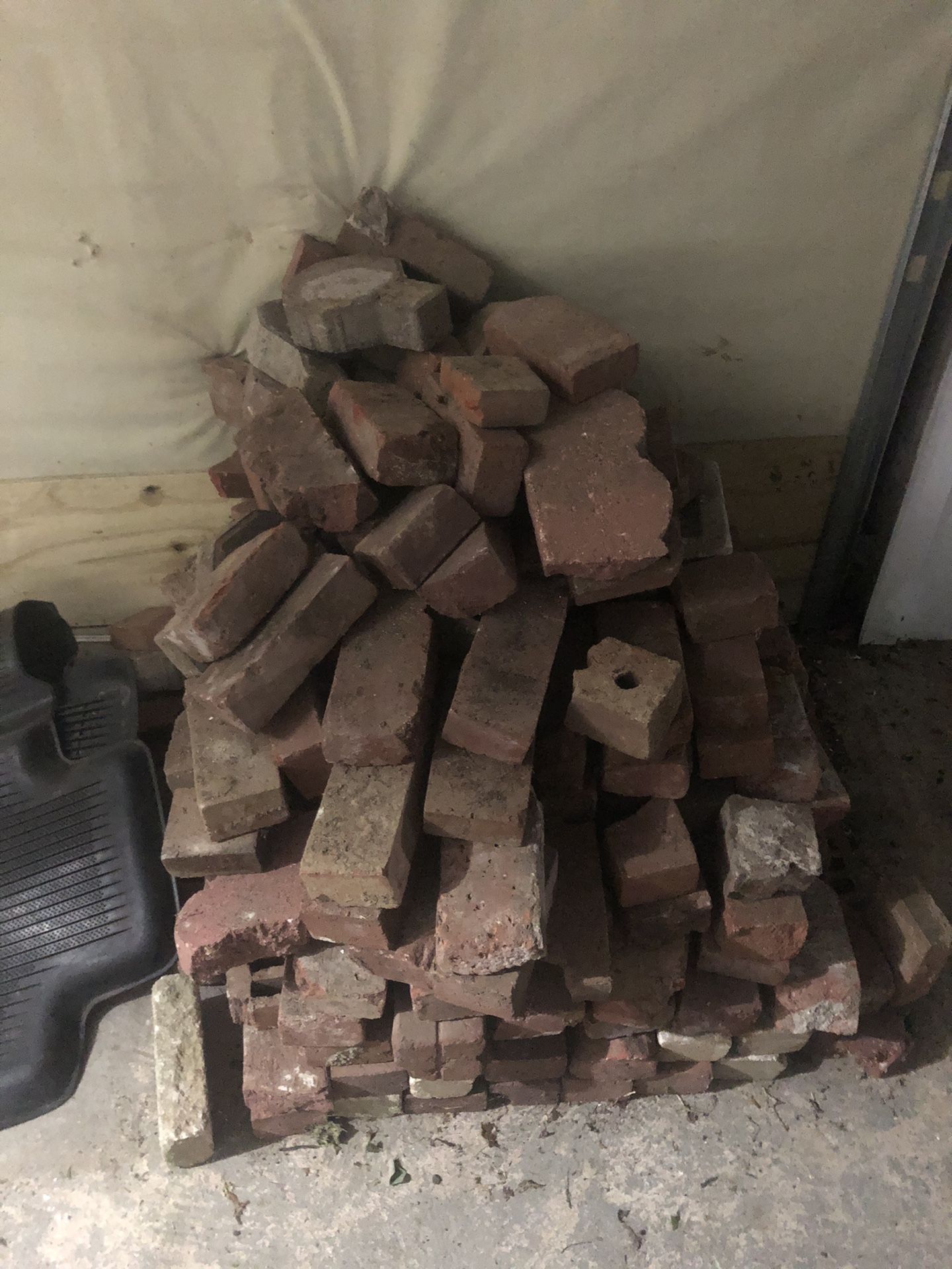 Free bricks