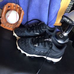 Under Armour Lead Off Low RM 3.0 Baseball Cleats Size 12K