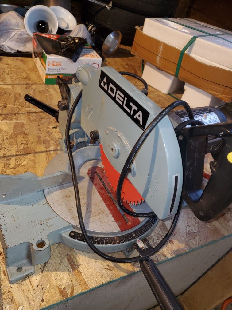 Delta Chop Saw for Sale in Seattle, WA OfferUp