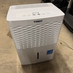 Dehumidifier 