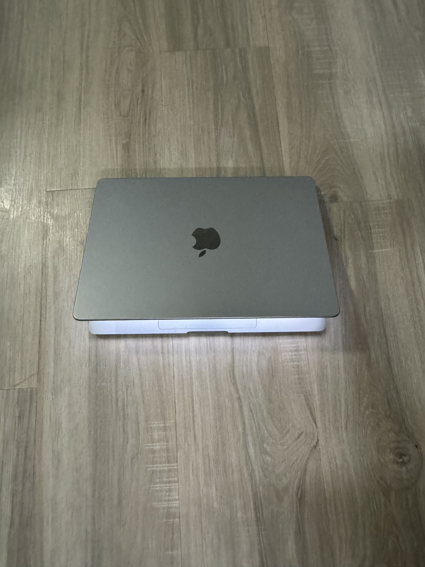 2024 MacBook Pro with M2 PRO Chip (14-inch)