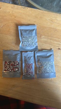 Variety of rhinestones