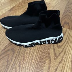 Balenciaga speed sneakers midsole graffiti