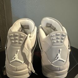 Jordan 4 Retro 