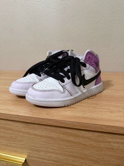 Nike Air Jordan 1 Kids Sneakers (girls)