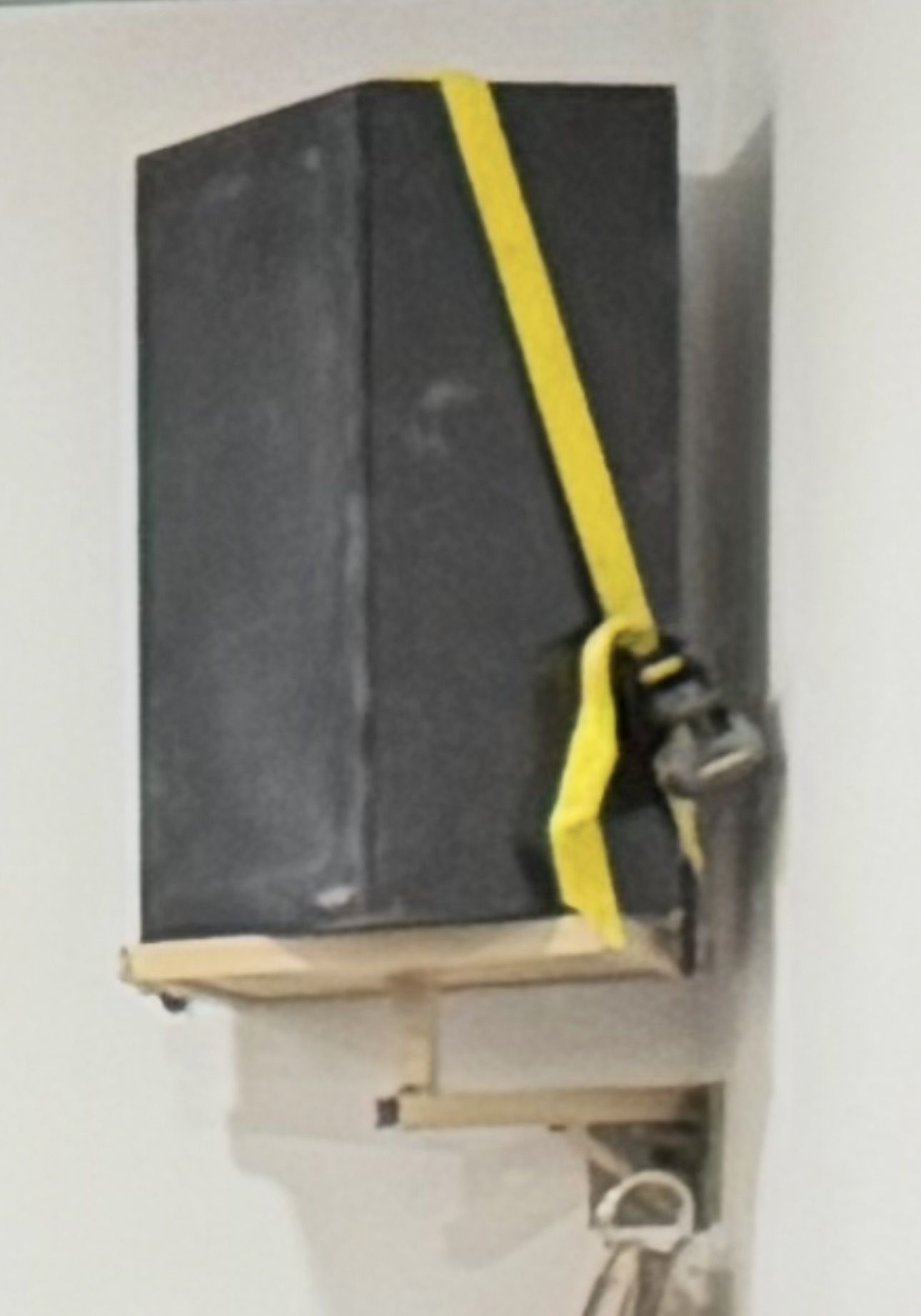 Shelves They Rotate Corner Shelves Speaker Holders