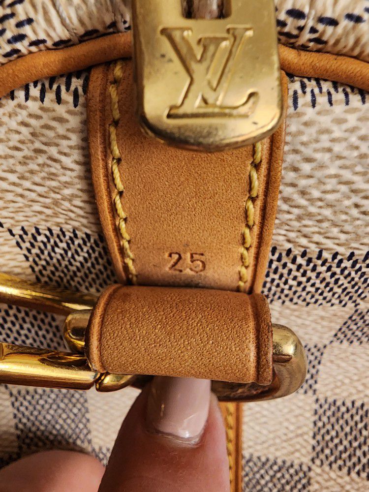 Louis Vuittom Speedy 25 Bandouliere Damier Azur for Sale in Peoria, AZ -  OfferUp