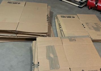 FROM a MANSION MOVING  📦  40 boxes /$45