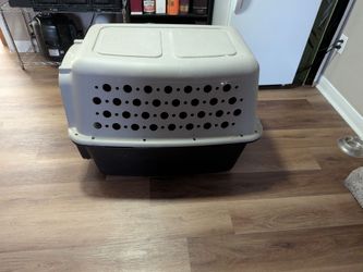 Dog crate