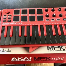 Akai MPK mini Plug In