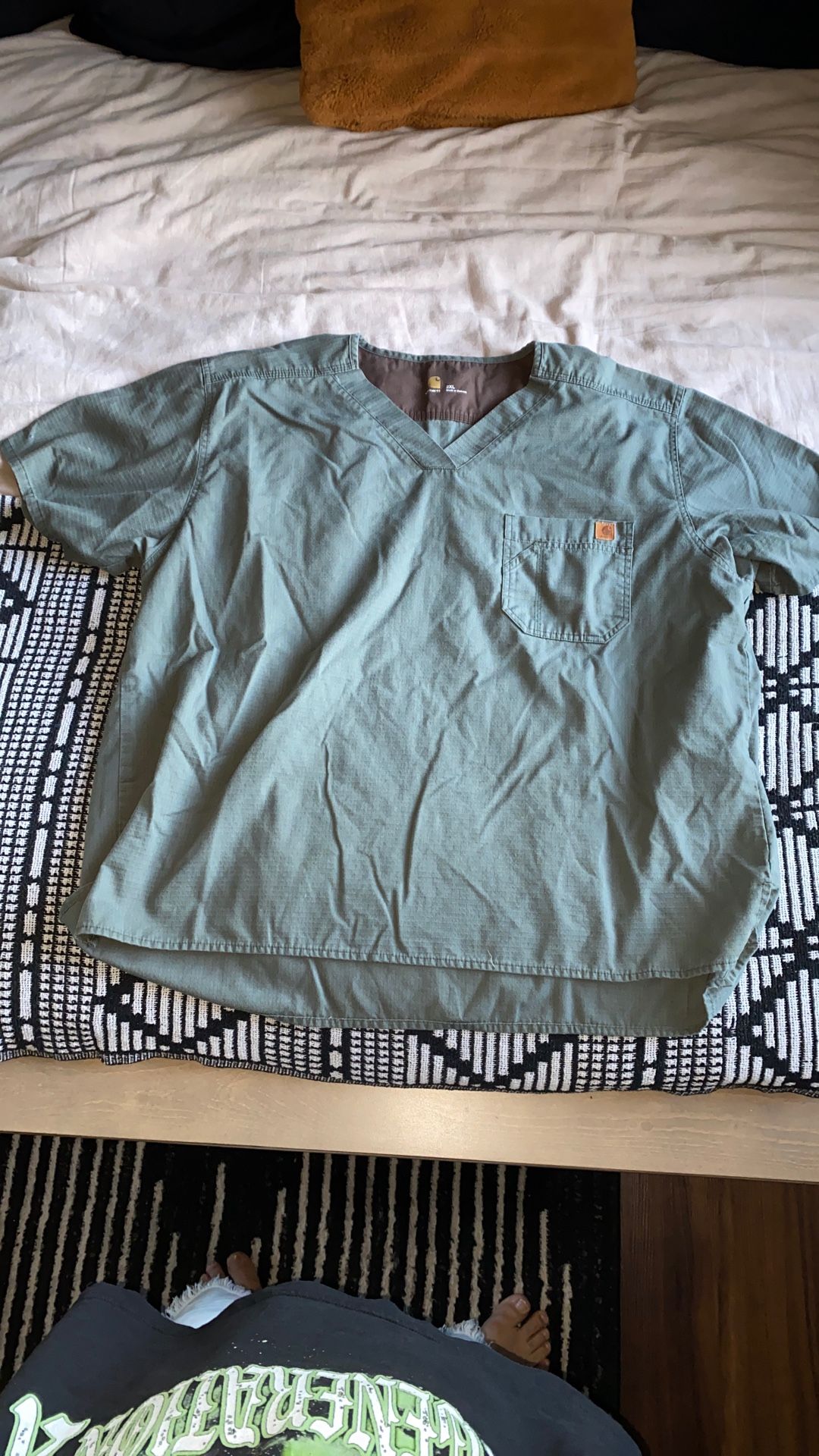 CARHARTT OLIVE GREEN NURSE SCRUB TOP