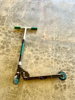 Mongoose scooter