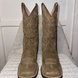 Ariat Women’s Boots Size 6