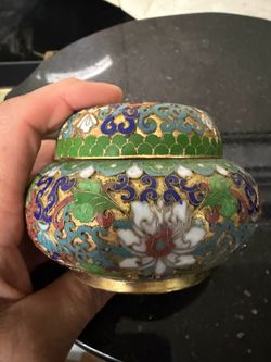 Vintage Chinese cloisonné enamel lidded trinket jar
